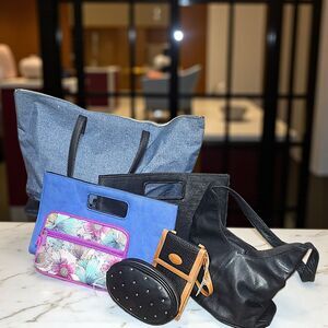 Hand Bags - Thrift Store Closeout Box Lot